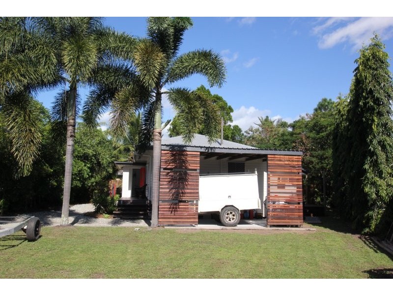 339-343 Mcleod Street, Cairns North QLD 4870