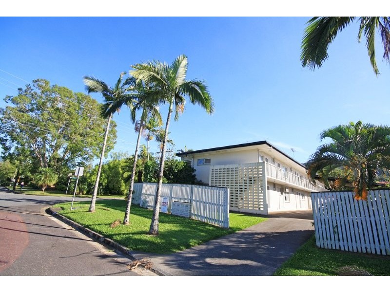 1/122 Greenslopes Street, Edge Hill QLD 4870