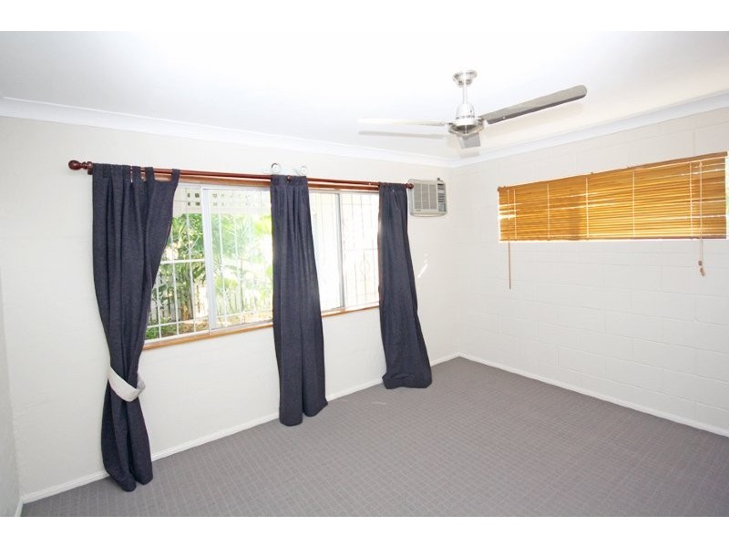 1/122 Greenslopes Street, Edge Hill QLD 4870