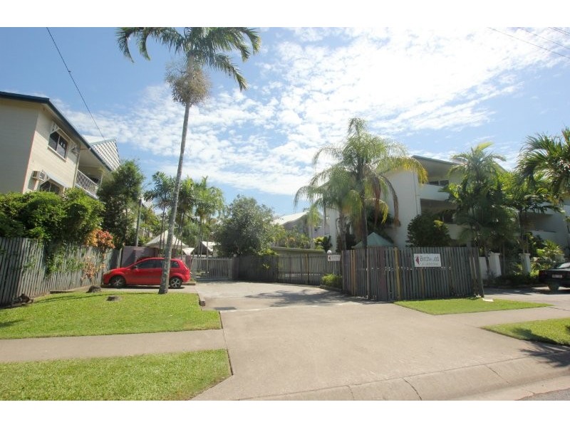 Manunda QLD 4870