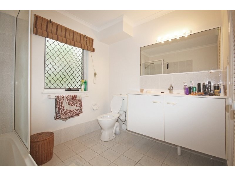 1/3-5 Springfield Crescent, Manoora QLD 4870