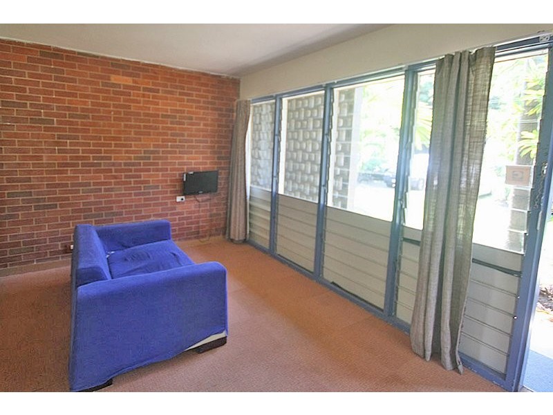 3/204 Lake Street, Cairns QLD 4870