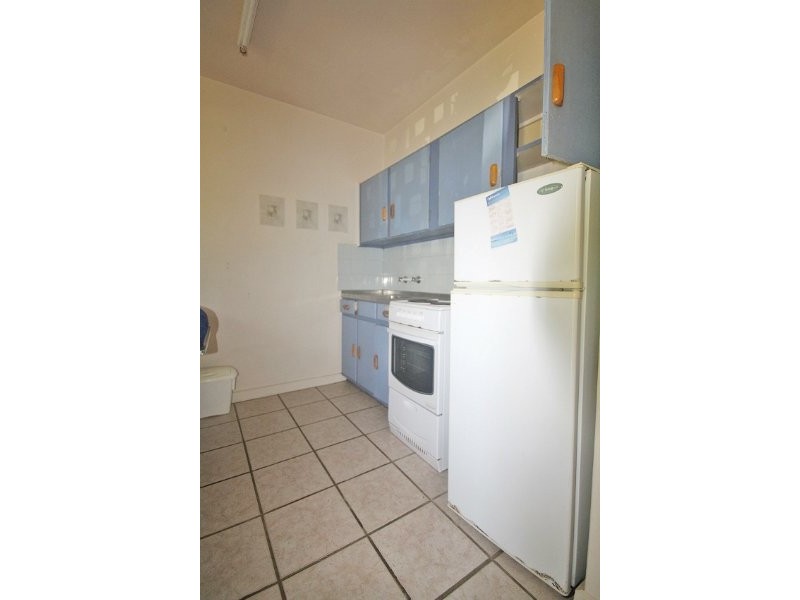 3/204 Lake Street, Cairns QLD 4870