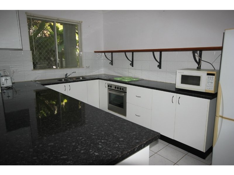 4/19 Springfield Crescent, Manoora QLD 4870