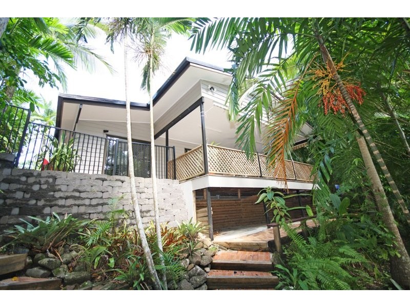 6/23 Heavey Crescent, Whitfield QLD 4870