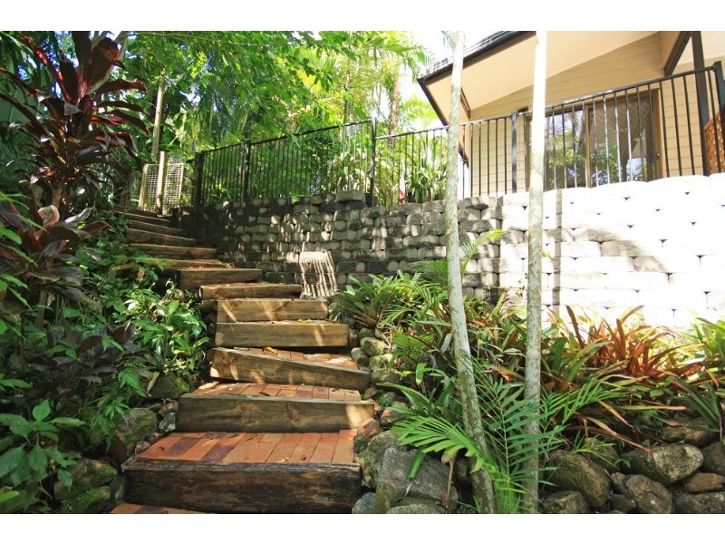 6/23 Heavey Crescent, Whitfield QLD 4870