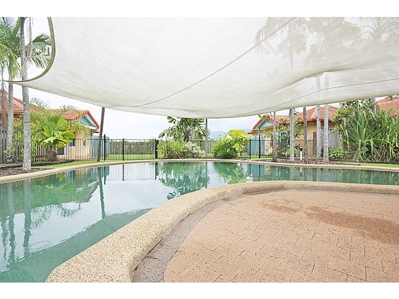 6/7a Grantala Street, Manoora QLD 4870
