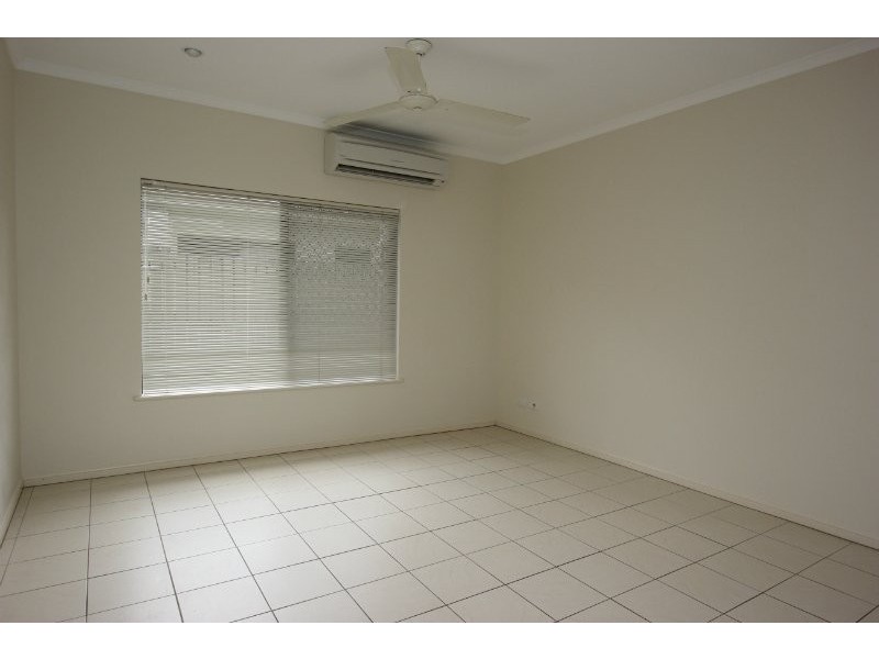 185 Timberlea Drive, Bentley Park QLD 4869