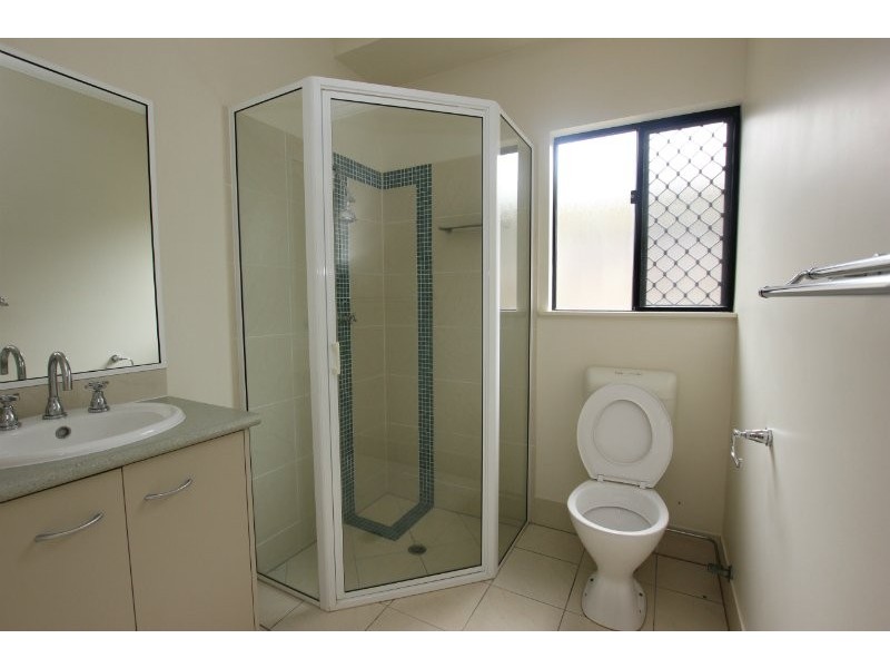 185 Timberlea Drive, Bentley Park QLD 4869