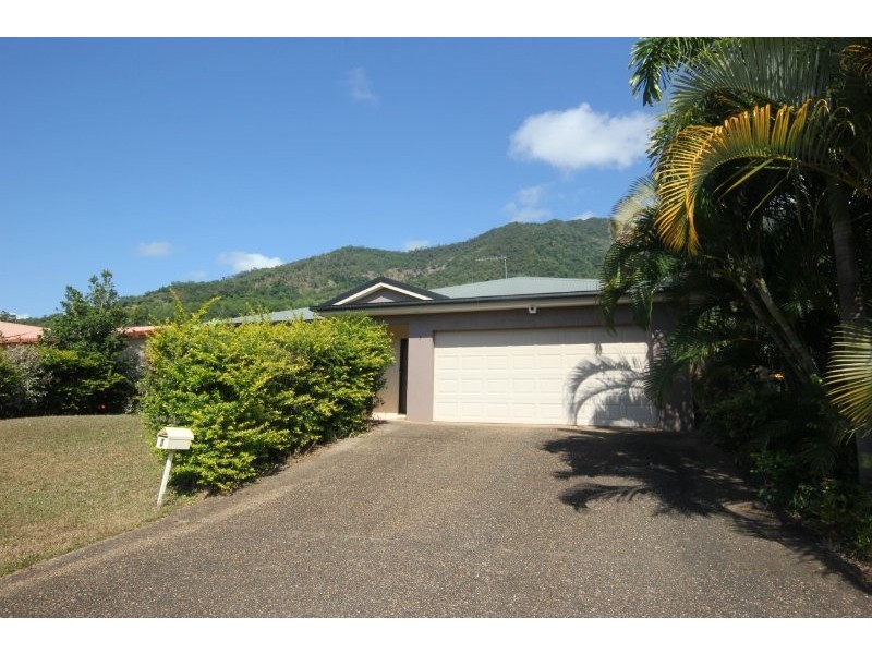 3 Brook Close, Redlynch QLD 4870