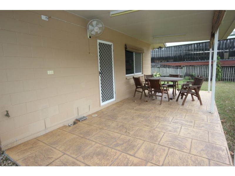 18/2 Lake Placid Road, Kamerunga Villas, Kamerunga QLD 4870