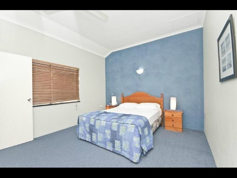 14/239 Lake Street, Cairns QLD 4870