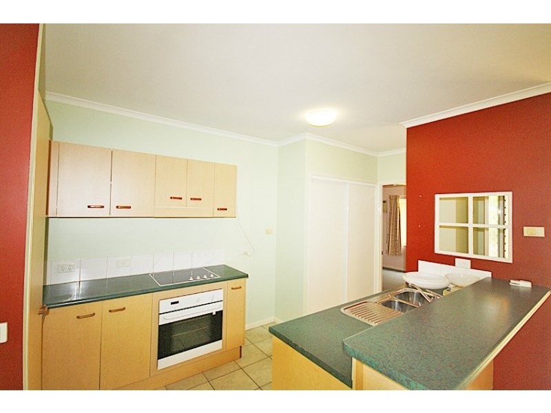 9/7a Grantala Street, Manoora QLD 4870