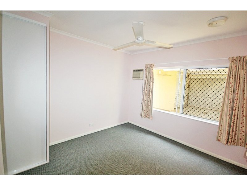 9/7a Grantala Street, Manoora QLD 4870