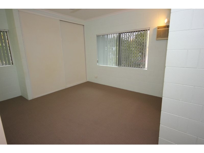 8/8-14 Rose Street, Westcourt QLD 4870