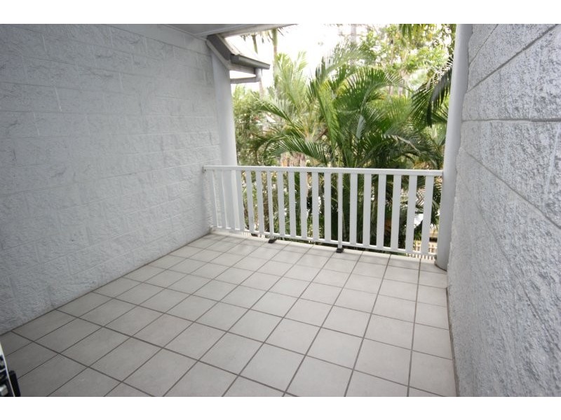 8/8-14 Rose Street, Westcourt QLD 4870