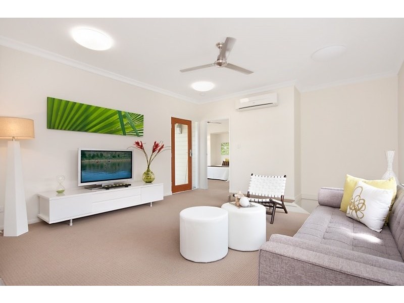 37 Law Street, Cairns North QLD 4870