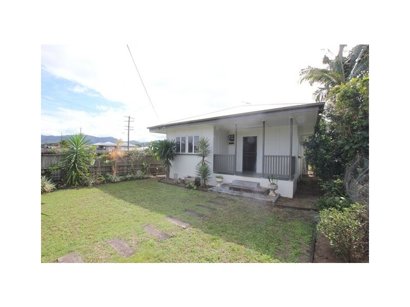 Bungalow QLD 4870