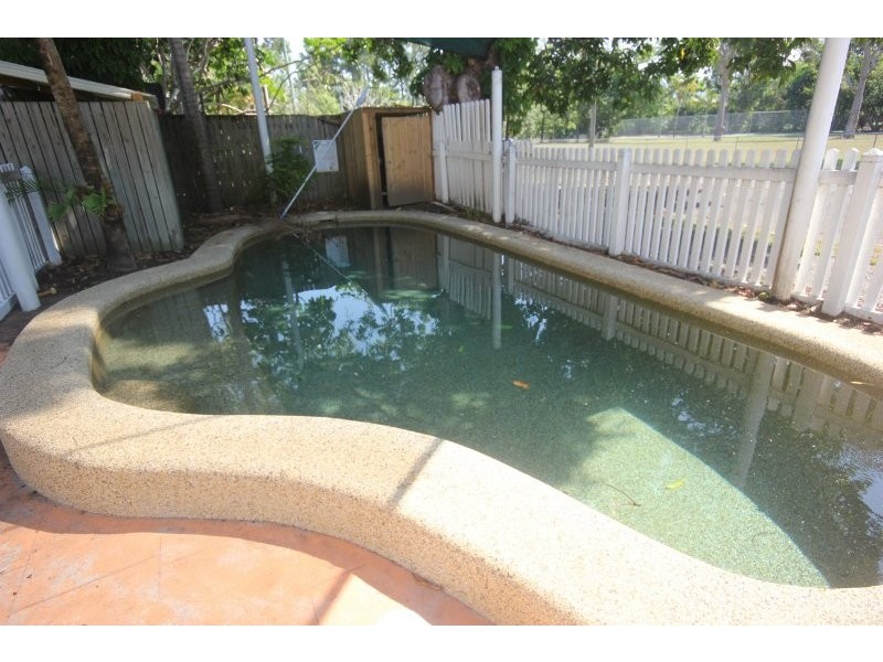 Yorkeys Knob QLD 4878