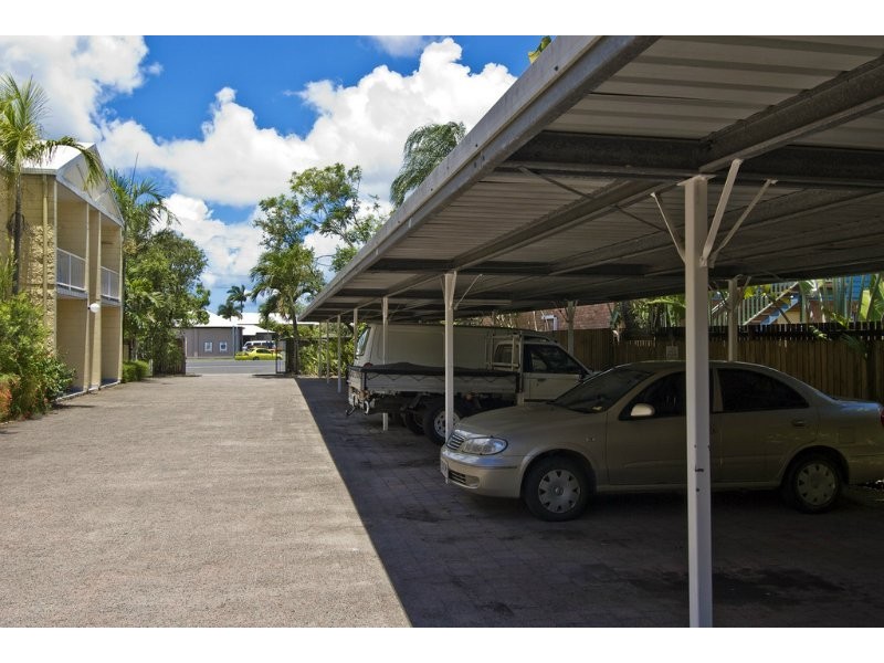 16/201 Aumuller, Westcourt QLD 4870