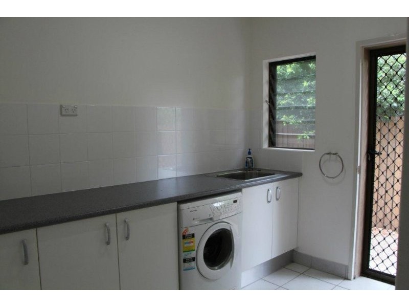 4 Norris Street, Whitfield QLD 4870