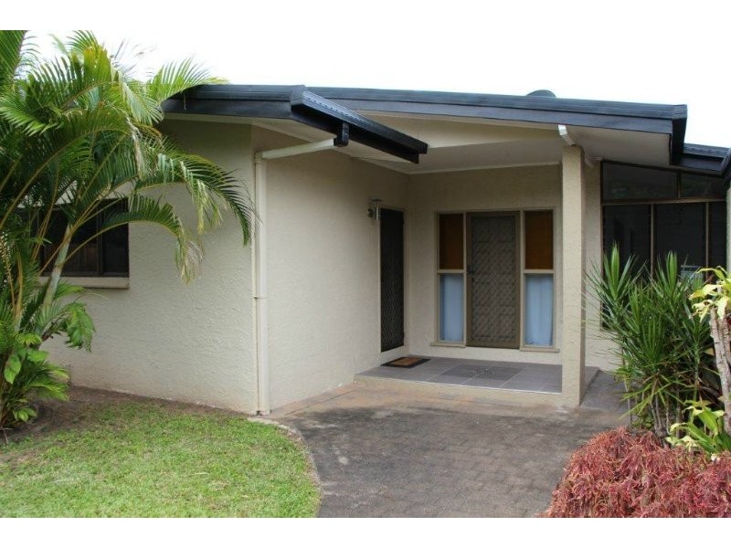 4 Norris Street, Whitfield QLD 4870