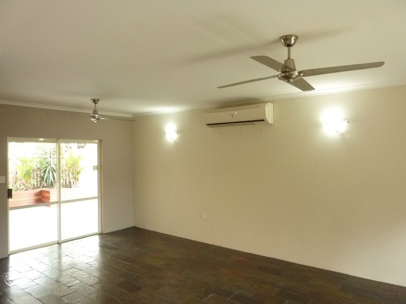 26 Blackbird Street, Bentley Park QLD 4869