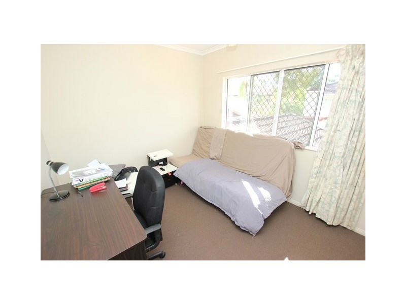 Manoora QLD 4870