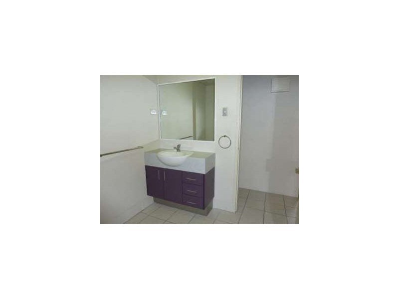 10/195 Sheridan Street, Cairns QLD 4870