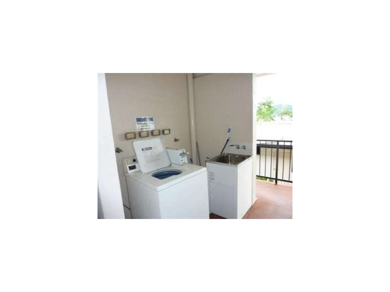 10/195 Sheridan Street, Cairns QLD 4870