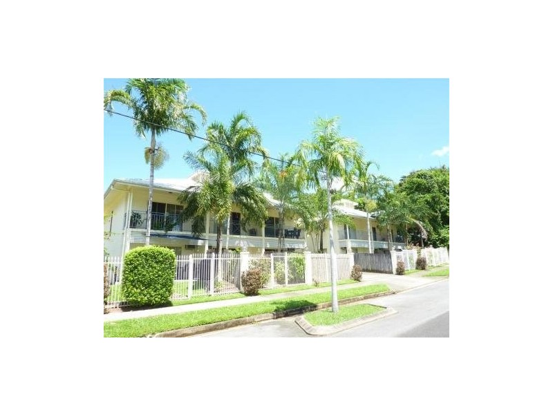 8/7-9 Le Grande Street, Freshwater QLD 4870