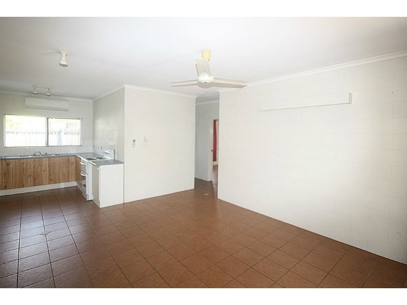 1/85 Jensen Street, Whitfield QLD 4870