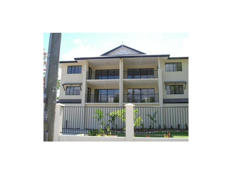 9/516 Varley Street, Yorkeys Knob QLD 4878