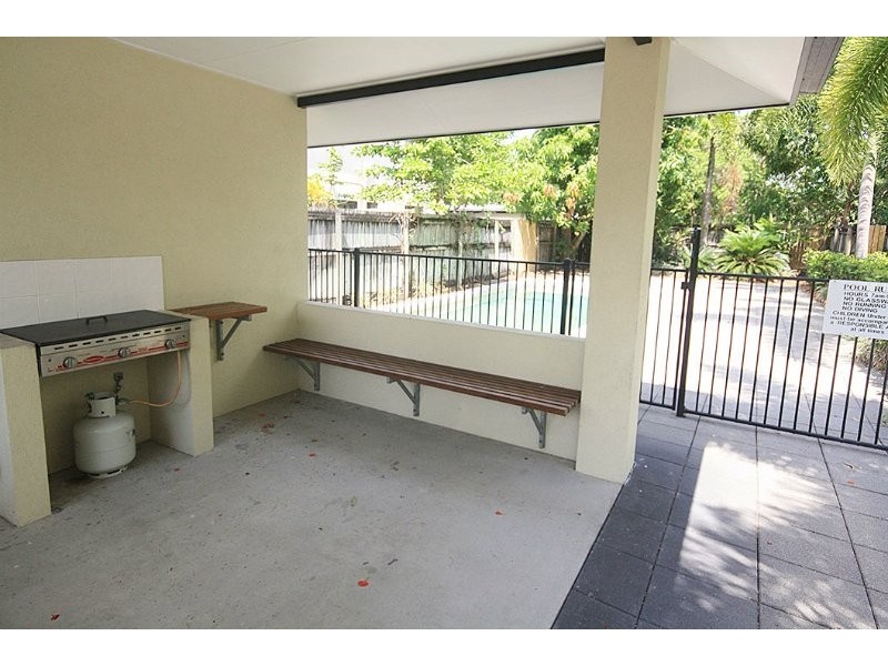 9/516 Varley Street, Yorkeys Knob QLD 4878