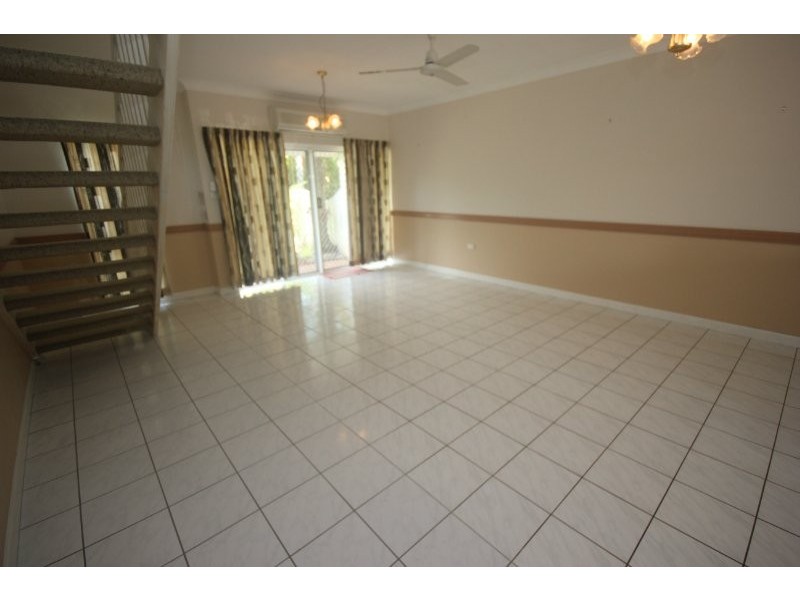 1/14 Grantala Street, Manoora QLD 4870