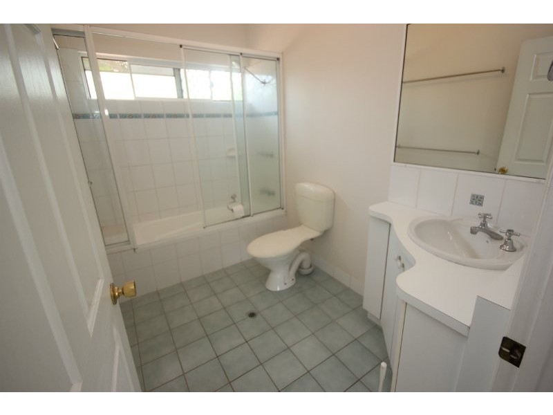 1/14 Grantala Street, Manoora QLD 4870