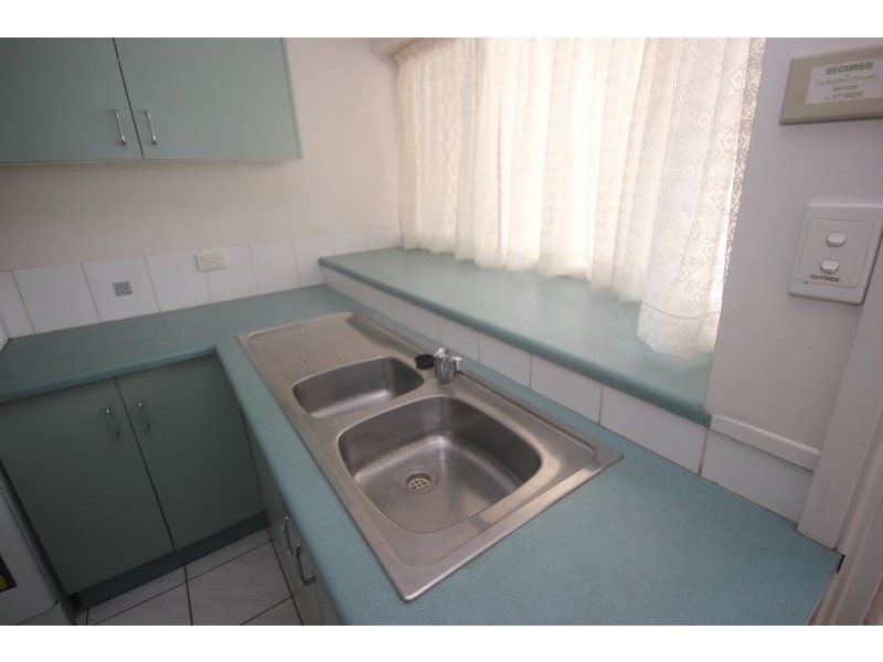 1/14 Grantala Street, Manoora QLD 4870
