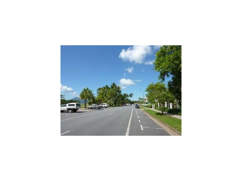 5 293 Esplanade, Cairns QLD 4870