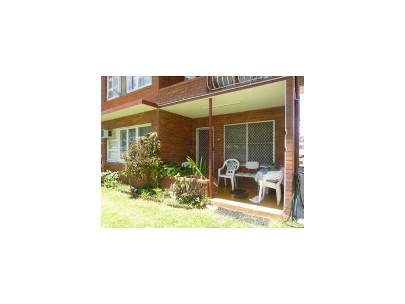 4/221 Aumuller  Street, Westcourt QLD 4870