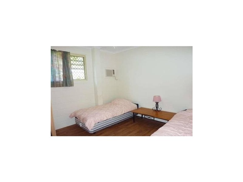 6 Loeven Street, Parramatta Park QLD 4870