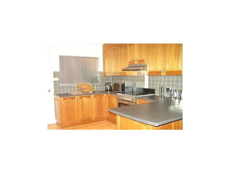 6/481 McCoombe Street, Mooroobool QLD 4870