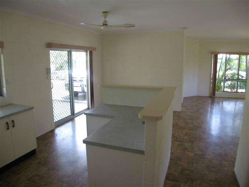 24 Idalia Road, Bentley Park QLD 4869