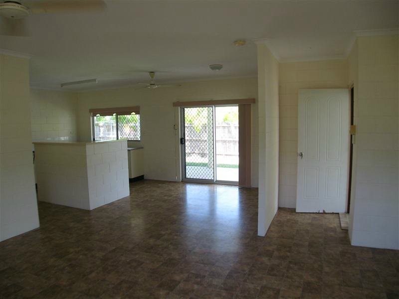 24 Idalia Road, Bentley Park QLD 4869