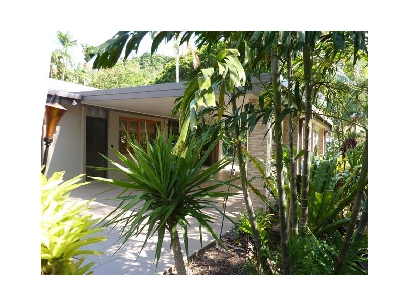 22 Blue Hills Crescent, Freshwater QLD 4870