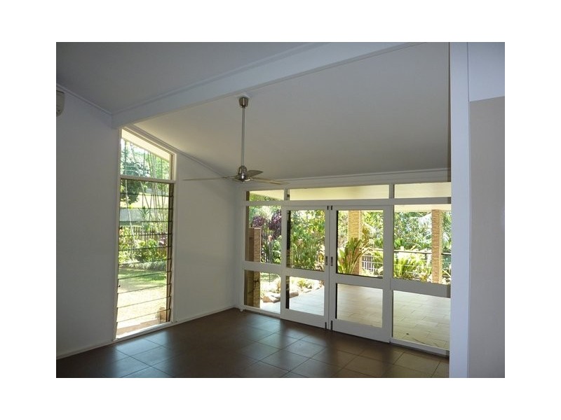 22 Blue Hills Crescent, Freshwater QLD 4870