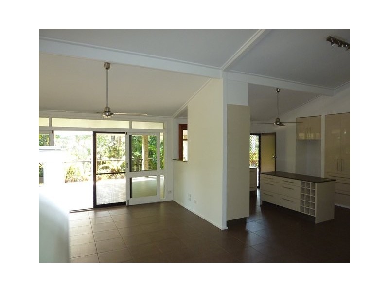 22 Blue Hills Crescent, Freshwater QLD 4870