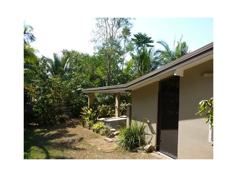 22 Blue Hills Crescent, Freshwater QLD 4870