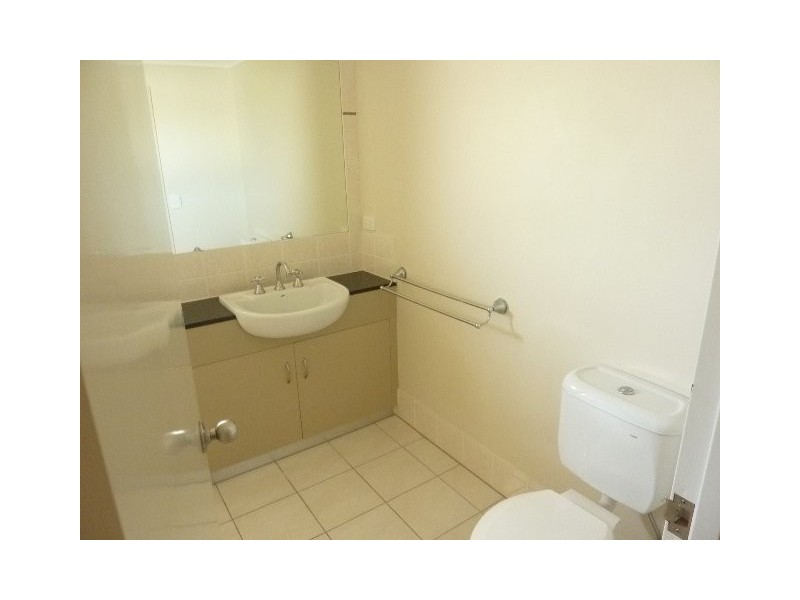 3/516-517 Varley Street, Yorkeys Knob QLD 4878