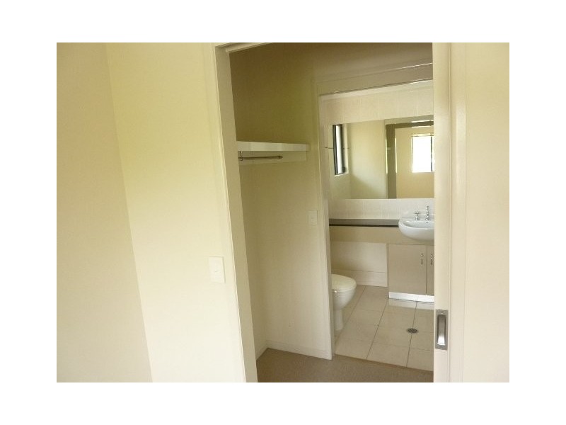3/516-517 Varley Street, Yorkeys Knob QLD 4878