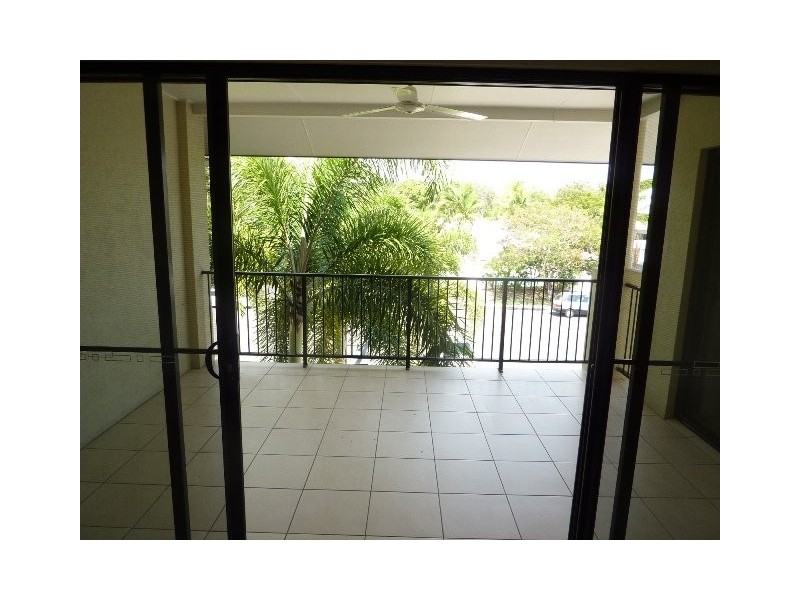 3/516-517 Varley Street, Yorkeys Knob QLD 4878